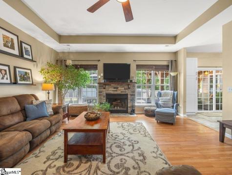 543 Thorn Cove Lane Chesnee SC 29323