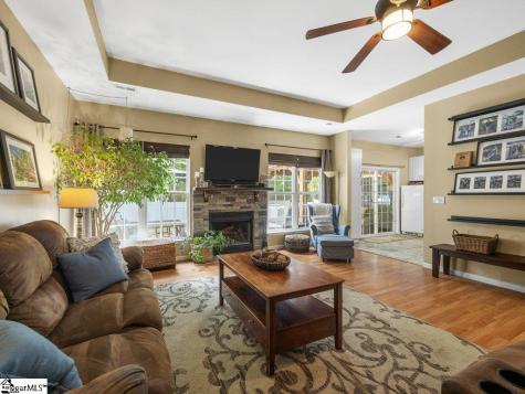 543 Thorn Cove Lane Chesnee SC 29323
