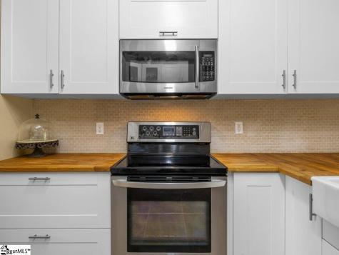 543 Thorn Cove Lane Chesnee SC 29323
