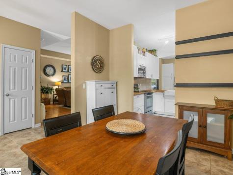543 Thorn Cove Lane Chesnee SC 29323