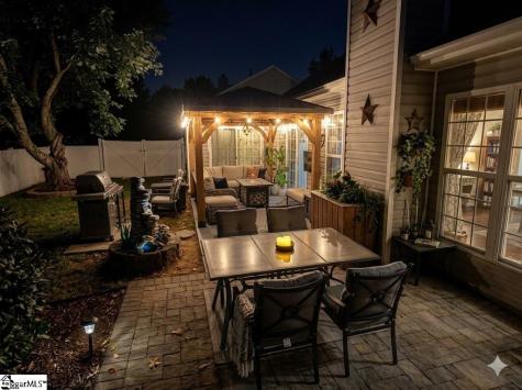543 Thorn Cove Lane Chesnee SC 29323