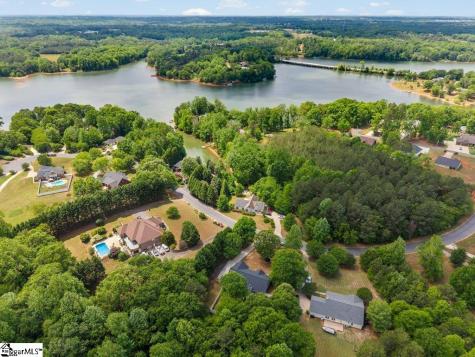 543 Thorn Cove Lane Chesnee SC 29323