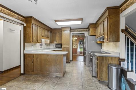 305 Oak Brook Way Taylors SC 29687