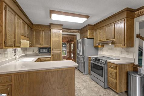 305 Oak Brook Way Taylors SC 29687