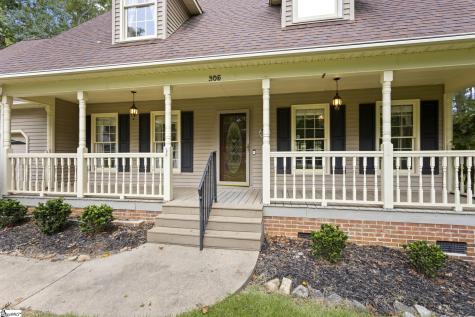 305 Oak Brook Way Taylors SC 29687