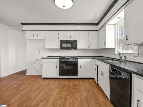 1313 Springfield Road Boiling Springs SC 29316