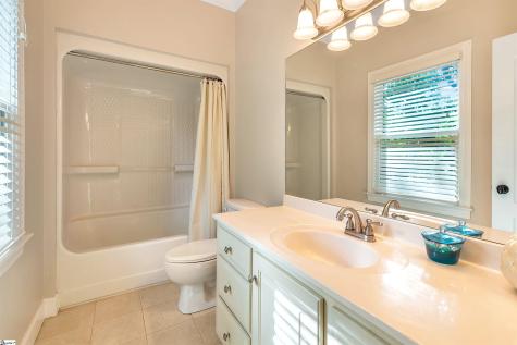 1002 Thornehill Drive Anderson SC 29621
