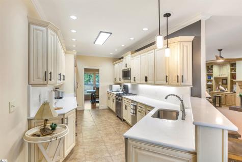 1002 Thornehill Drive Anderson SC 29621