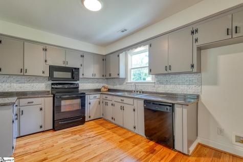 390 Caulder Avenue Spartanburg SC 29306