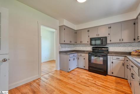 390 Caulder Avenue Spartanburg SC 29306