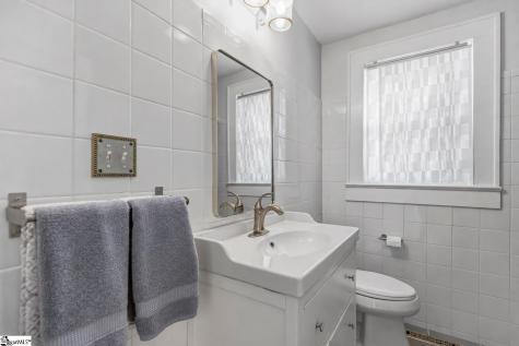 19 E Mountainview Avenue Greenville SC 29609