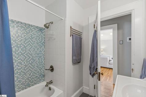 19 E Mountainview Avenue Greenville SC 29609