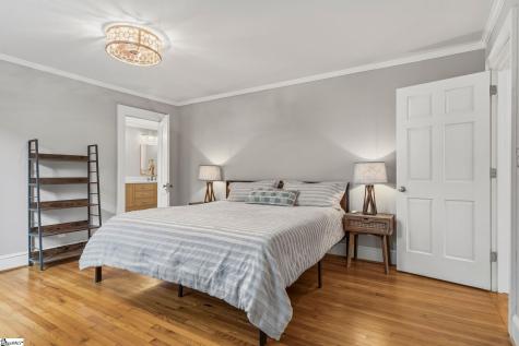 19 E Mountainview Avenue Greenville SC 29609