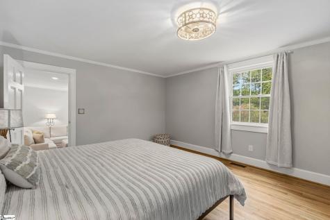19 E Mountainview Avenue Greenville SC 29609