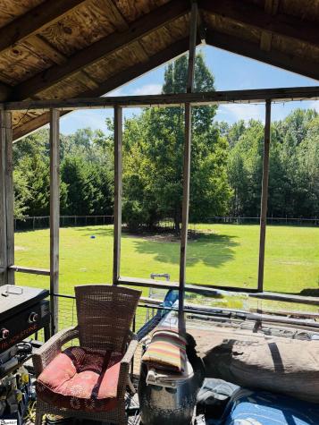 10479 Highway 101 Gray Court SC 29645
