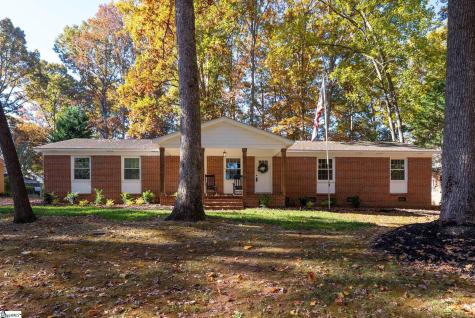 208 Spring Drive Easley SC 29642
