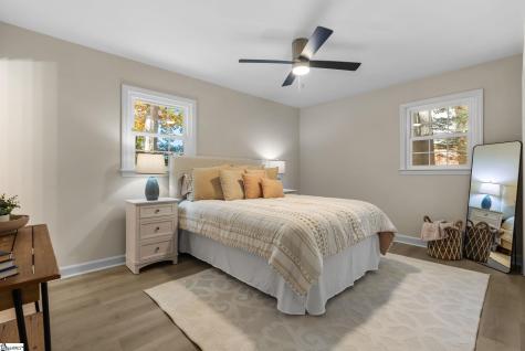 208 Spring Drive Easley SC 29642