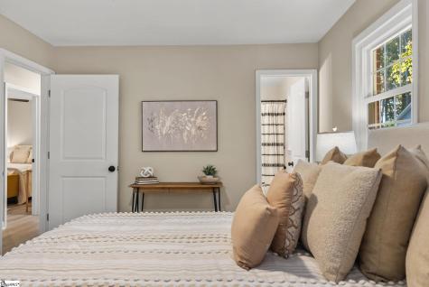 208 Spring Drive Easley SC 29642