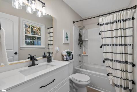 208 Spring Drive Easley SC 29642