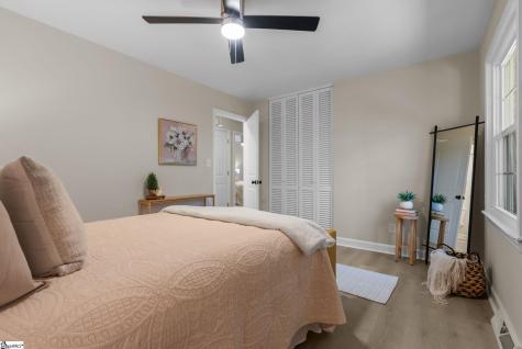 208 Spring Drive Easley SC 29642