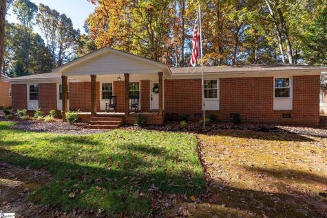 208 Spring Drive Easley SC 29642