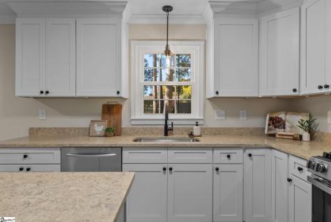 208 Spring Drive Easley SC 29642