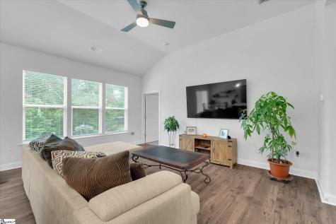 408 Oakton Drive Greer SC 29651