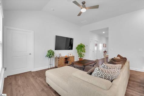408 Oakton Drive Greer SC 29651