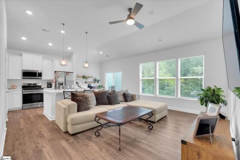 408 Oakton Drive Greer SC 29651