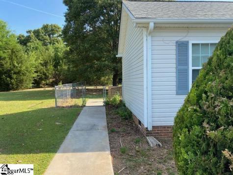 213 Destiny Drive Gray Court SC 29645