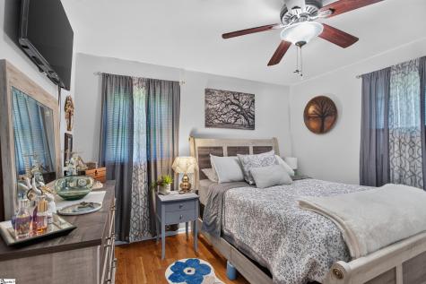 116 Oak Ridge Circle Seneca SC 29678