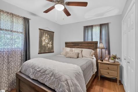 116 Oak Ridge Circle Seneca SC 29678