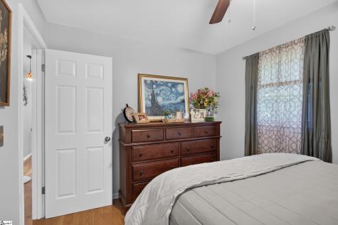 116 Oak Ridge Circle Seneca SC 29678