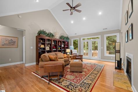 401 W Rockcliff Court Seneca SC 29672