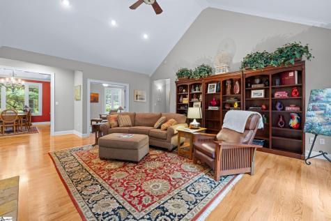 401 W Rockcliff Court Seneca SC 29672