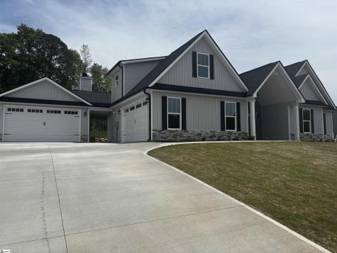 110 Hintons Farms Drive Easley SC 29640