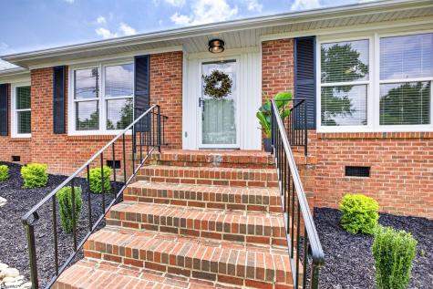 110 Churchill Avenue Greer SC 29651