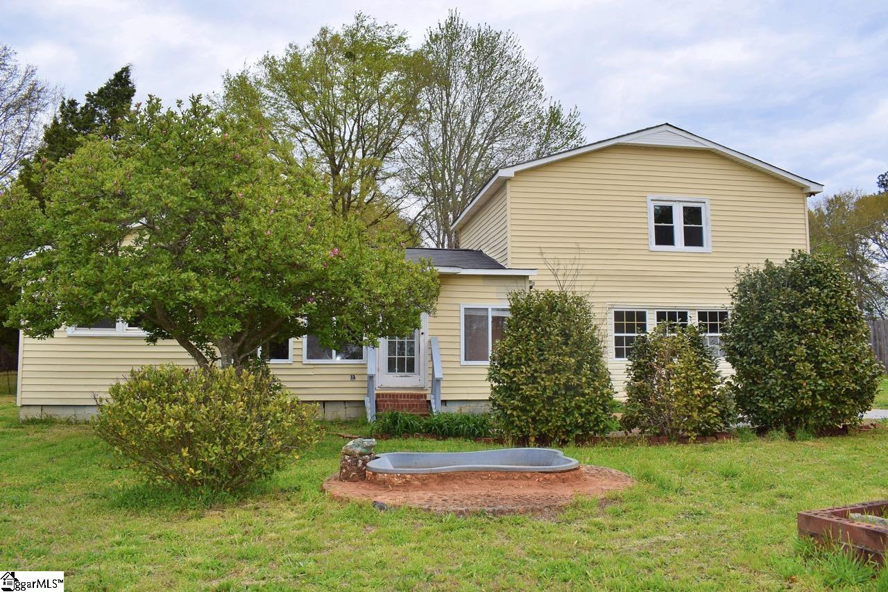 1817 Sandy Ford Road Chesnee SC 29323