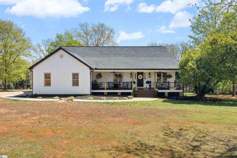 6396 Crosswinds Drive Clover SC 29710