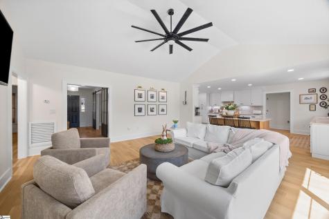 6396 Crosswinds Drive Clover SC 29710