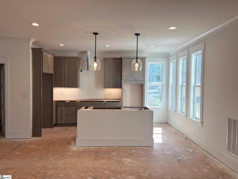 1019 Tudor Cottage Trail Boiling Springs SC 29316