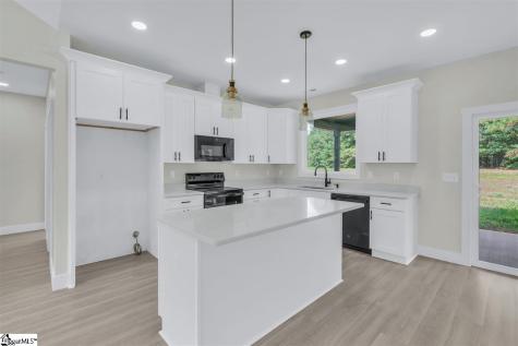 565 Bill Lattimore Road Chesnee SC 29323