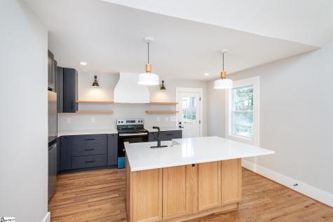 10 Amherst Avenue Greenville SC 29605