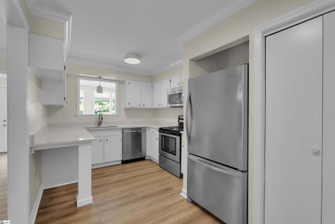 925 Cleveland Street Greenville SC 29605