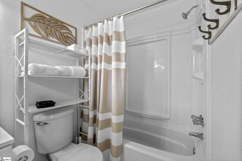 20D Hartwell Villas Street Anderson SC 29626