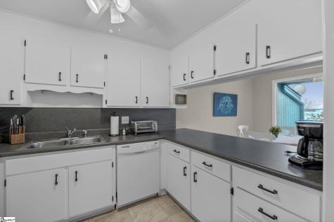 20D Hartwell Villas Street Anderson SC 29626