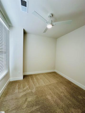 9 Hawthorne Lane Greenville SC 29605