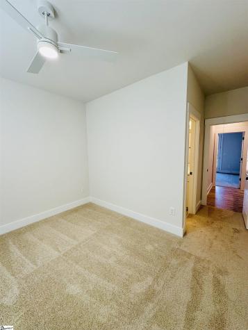 9 Hawthorne Lane Greenville SC 29605