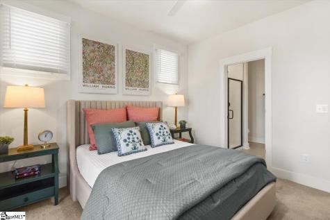 9 Hawthorne Lane Greenville SC 29605