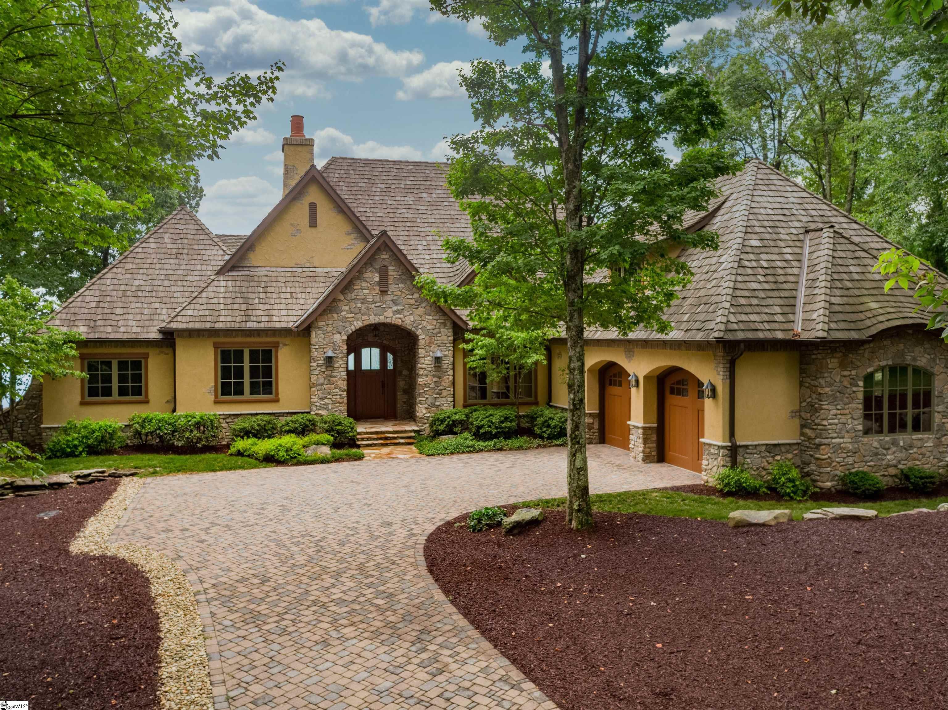 91 The Cliffs Parkway Landrum SC 29356